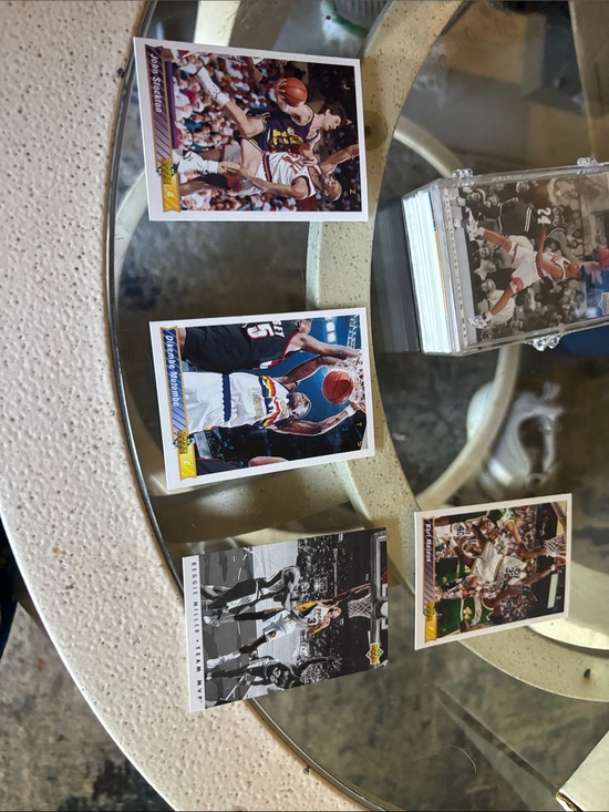 Other - Vintage Basketball Trading Cards - 1992-1993 Fleer Basketball Cards